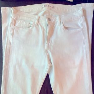 Stretch white jeans